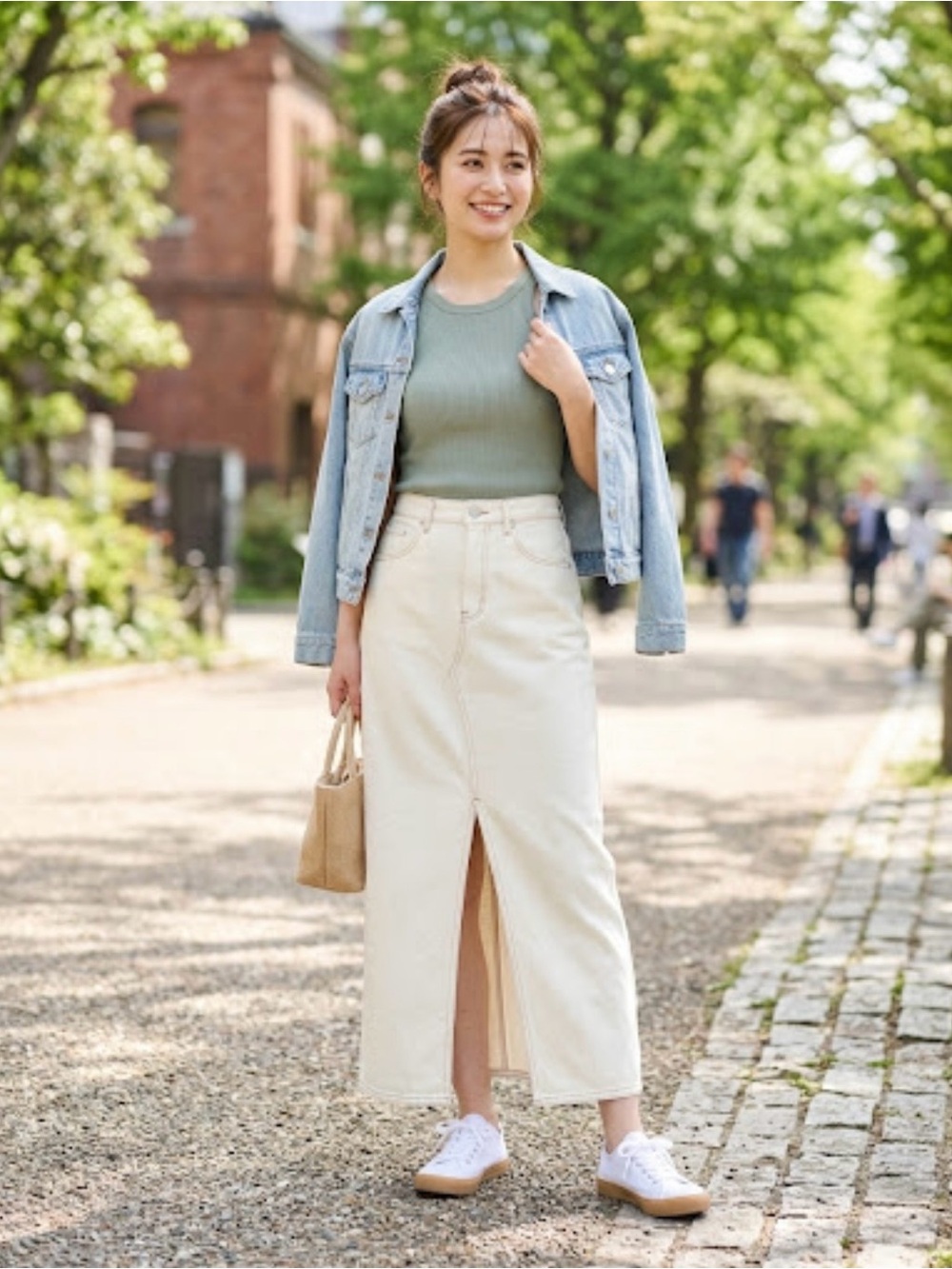 Blank NYC Cream Maxi Skirt with Front Slit